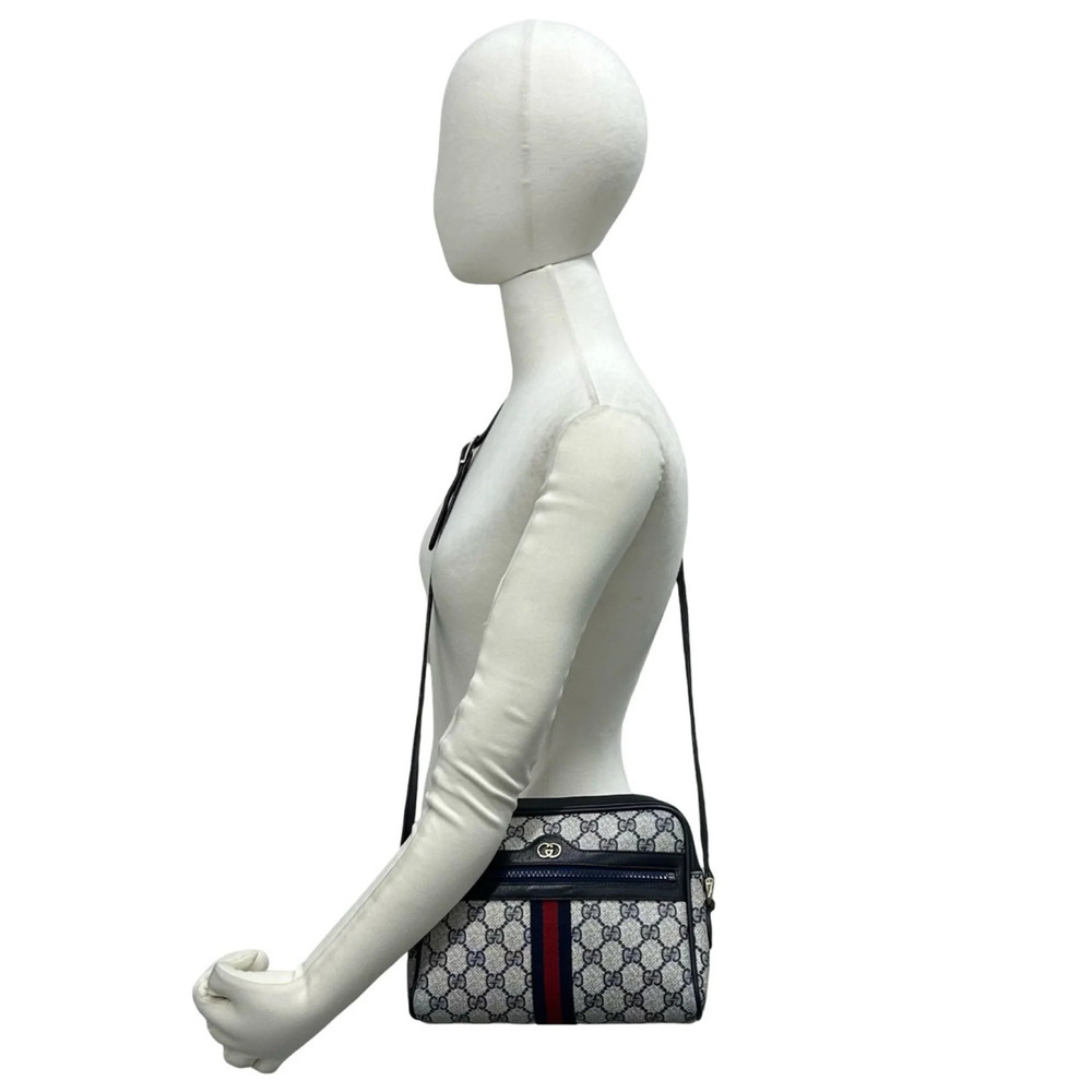GUCCI Red Leather Shoulder Bag - Picture 2 of 10